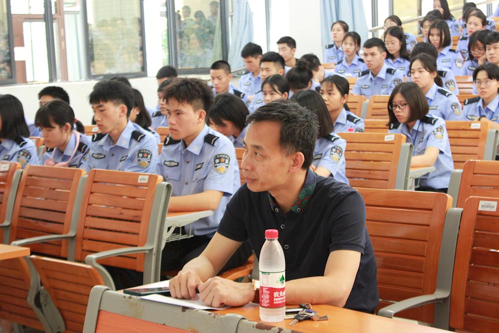 c89bd63d37ed46cba755d8132f7318b8.JPG