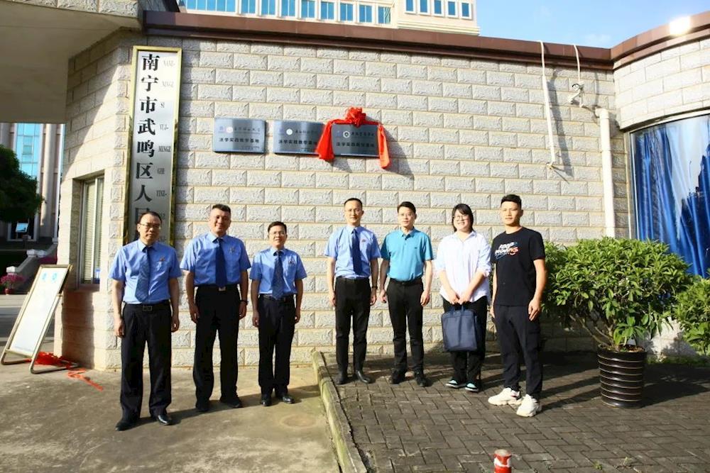 3c4036c25a0949cc85c89631e0cfb9cd.jpg 3c4036c25a0949cc85c89631e0cfb9cd.jpg