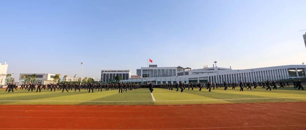6c1e1abad02b4722adfa972235a1ca16.jpg 6c1e1abad02b4722adfa972235a1ca16.jpg