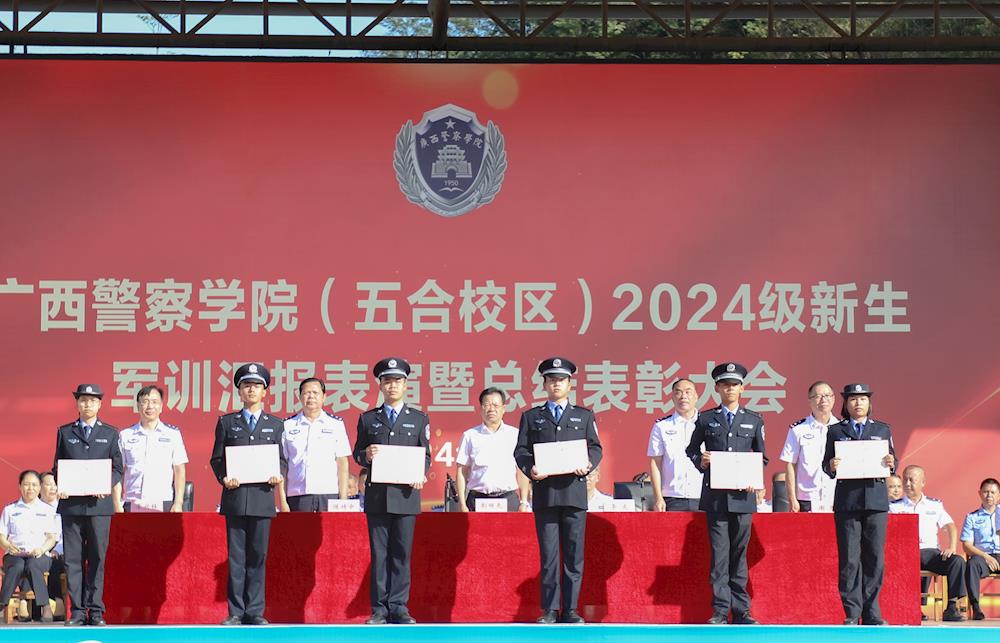 82cef22492a14de0822002547370093c.jpg