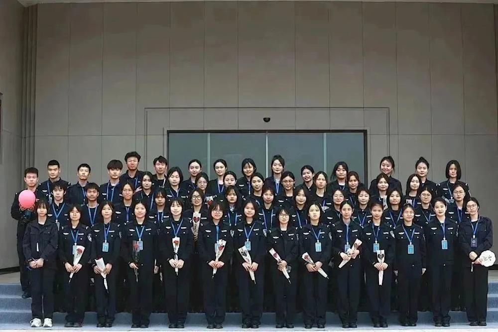 deebb85c765041449caf1e41f2ade0fb.jpg
