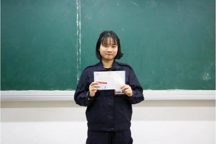 986da92a66e9407cb711afe8c460fc3b.jpg