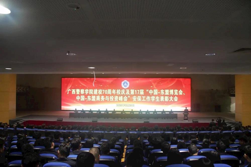 817de1a5bf3c4bc9968d68f054ee2fb8.jpg 817de1a5bf3c4bc9968d68f054ee2fb8.jpg