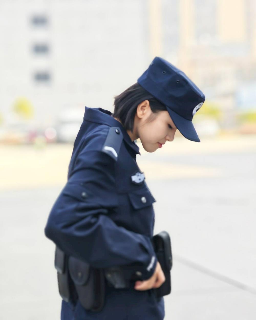 e77db3bfaa52435eb5cbe2aebe1cc51e.jpg