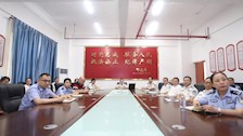 财务处党支部全体党员参加校领导专题党课学习