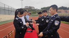 法学院隆重举行2019级学生着装宣誓仪式