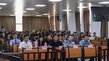 法学院举行2022年科技文化艺术节辩论赛