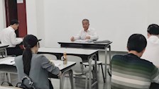公共管理学院党总支开展10月主题党日活动