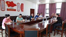 【拓岗促就业】企业应邀进校谈合作