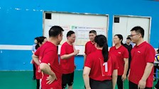 学校第三届体育节教职工气排球比赛 隆重开幕