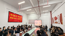 学校举办《万方数据精研文献检索与论文投稿》专题讲座