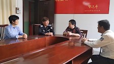 学校工会深入基层慰问离退处生活困难老师