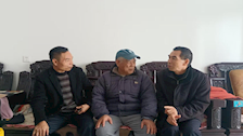 情暖桑榆送祝福 新春慰问暖人心——马克思主义学院开展春节走访慰问退休老教师活动