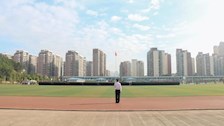 世界杯官网举行2019级新生军训汇报表演暨第七届世界军人运动会安保工作表彰大会