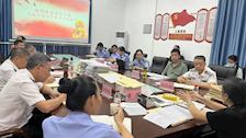 【迎评促建】南宁学院黄瓅教授深入刑事科学技术学院指导迎评工作