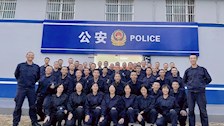 院部建设｜治安学院组织2021级新生协助模拟派出所物品搬运工作